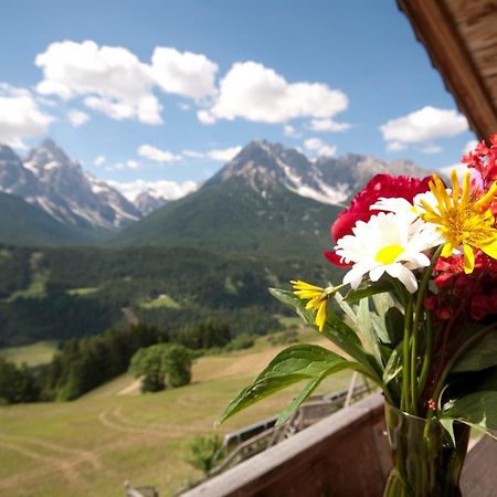 Galler Am Berg Innichen Exteriör bild