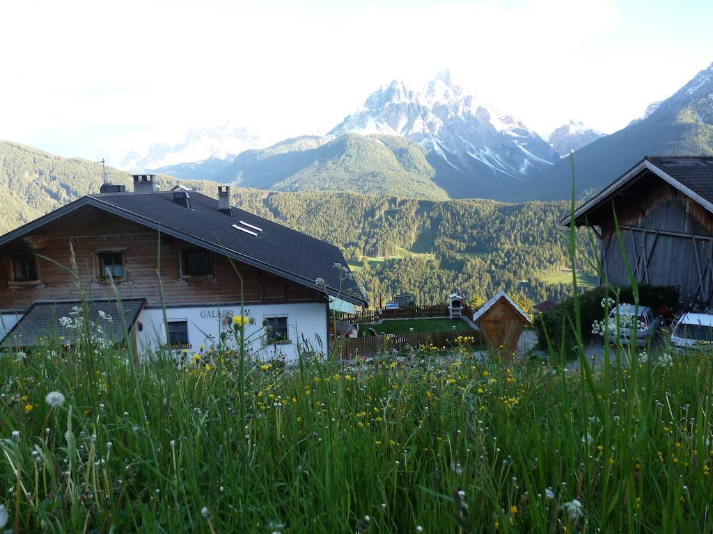 Galler Am Berg Innichen Exteriör bild