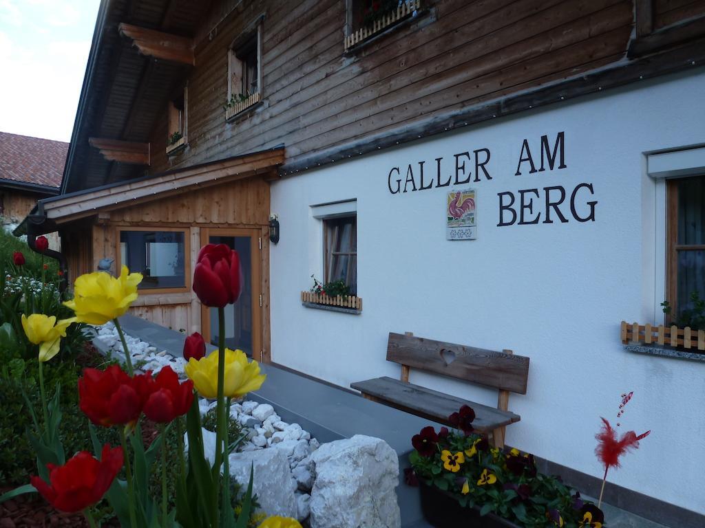 Galler Am Berg Innichen Exteriör bild